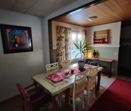 Napapiirin Saarituvat house
