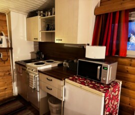 Napapiirin Saarituvat cottage